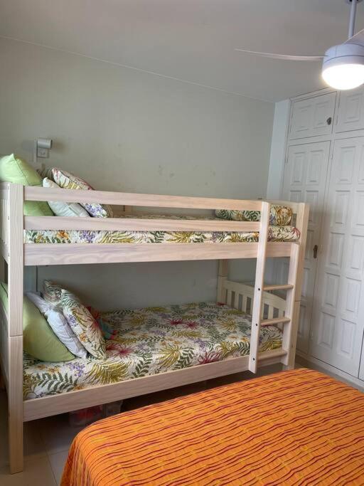 Apartamento Con Piscina En Лянса Екстер'єр фото