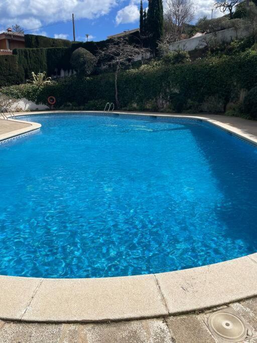 Apartamento Con Piscina En Лянса Екстер'єр фото