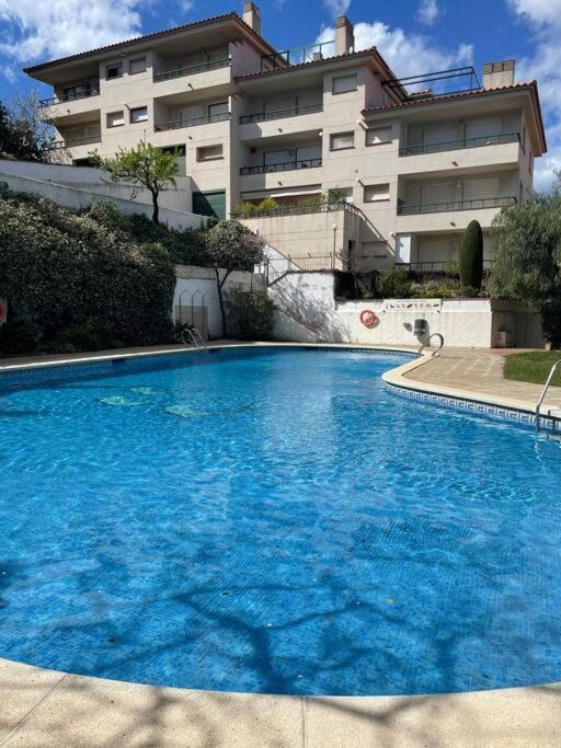 Apartamento Con Piscina En Лянса Екстер'єр фото